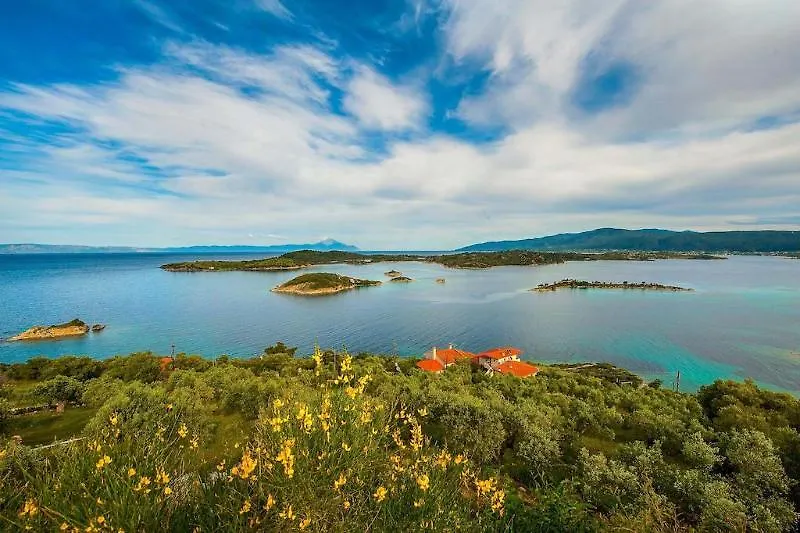 Thalassokipos Vourvourou Hotel